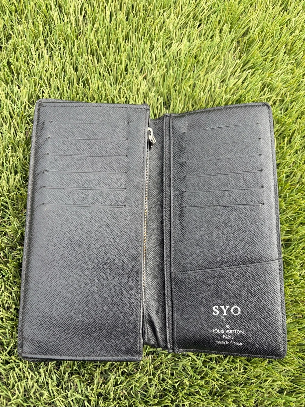 Auth Louis Vuitton Men’s Long Wallet Damier Check 2015 Date Code France Damaged